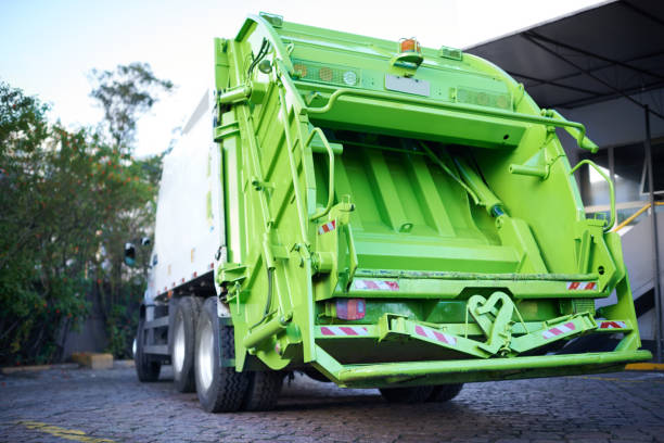 Best Office Junk Removal  in Delafield, WI